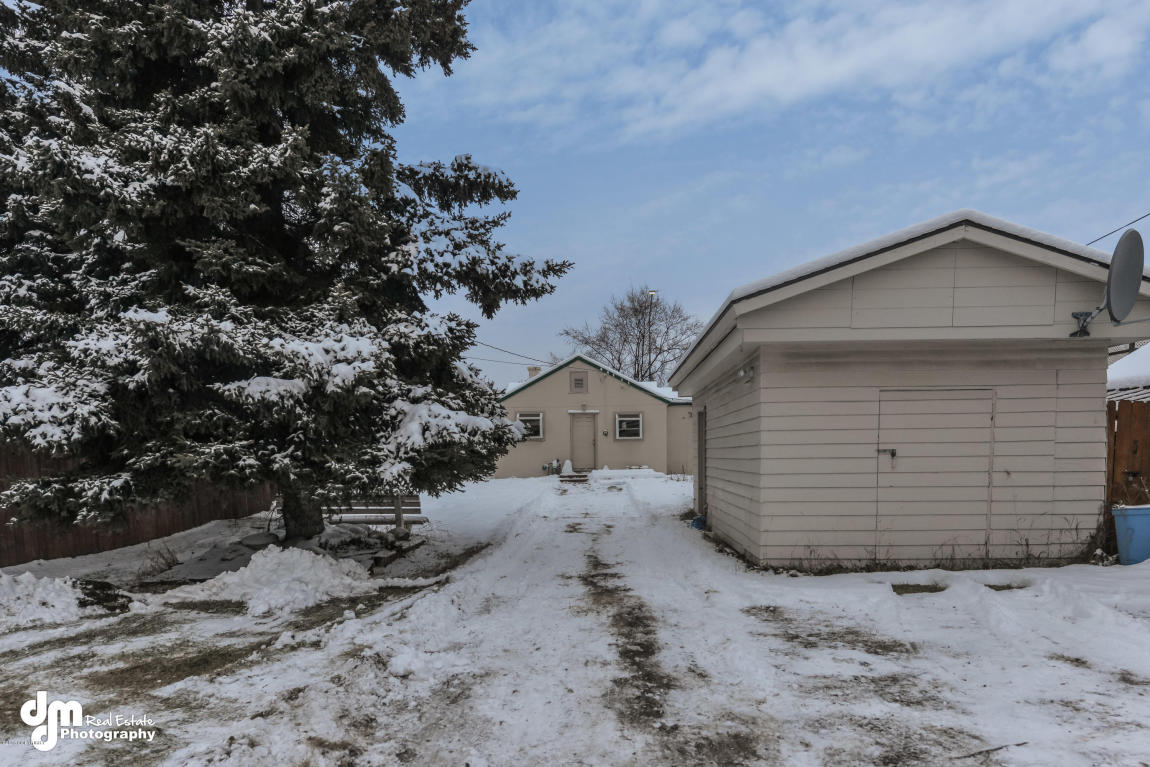 530 E 9th Ave, Anchorage, AK 99501 photo 2