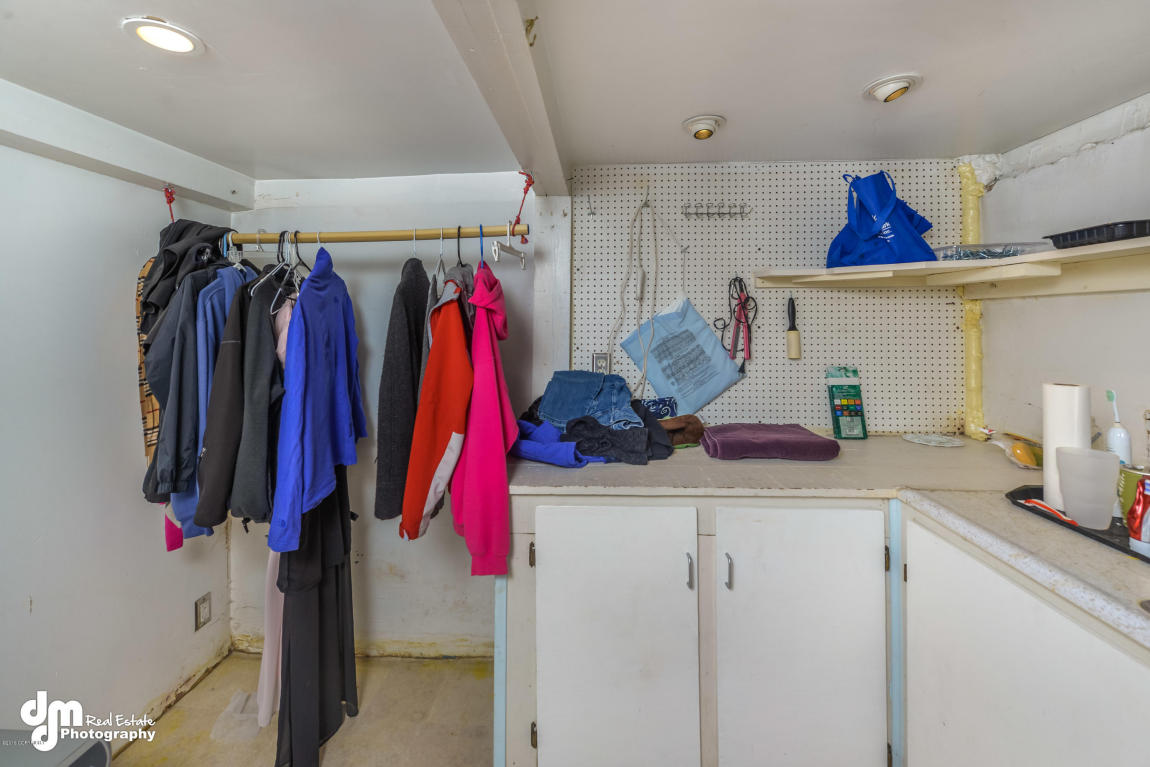 530 E 9th Ave, Anchorage, AK 99501 photo 22