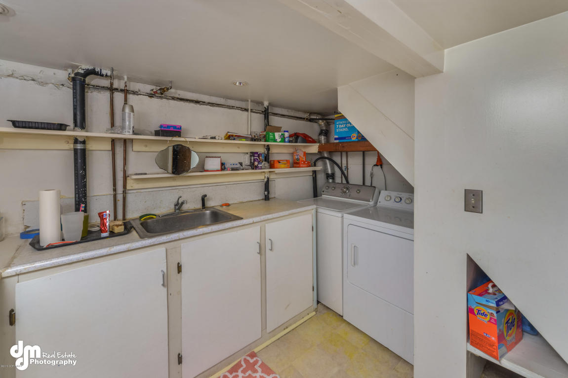 530 E 9th Ave, Anchorage, AK 99501 photo 23