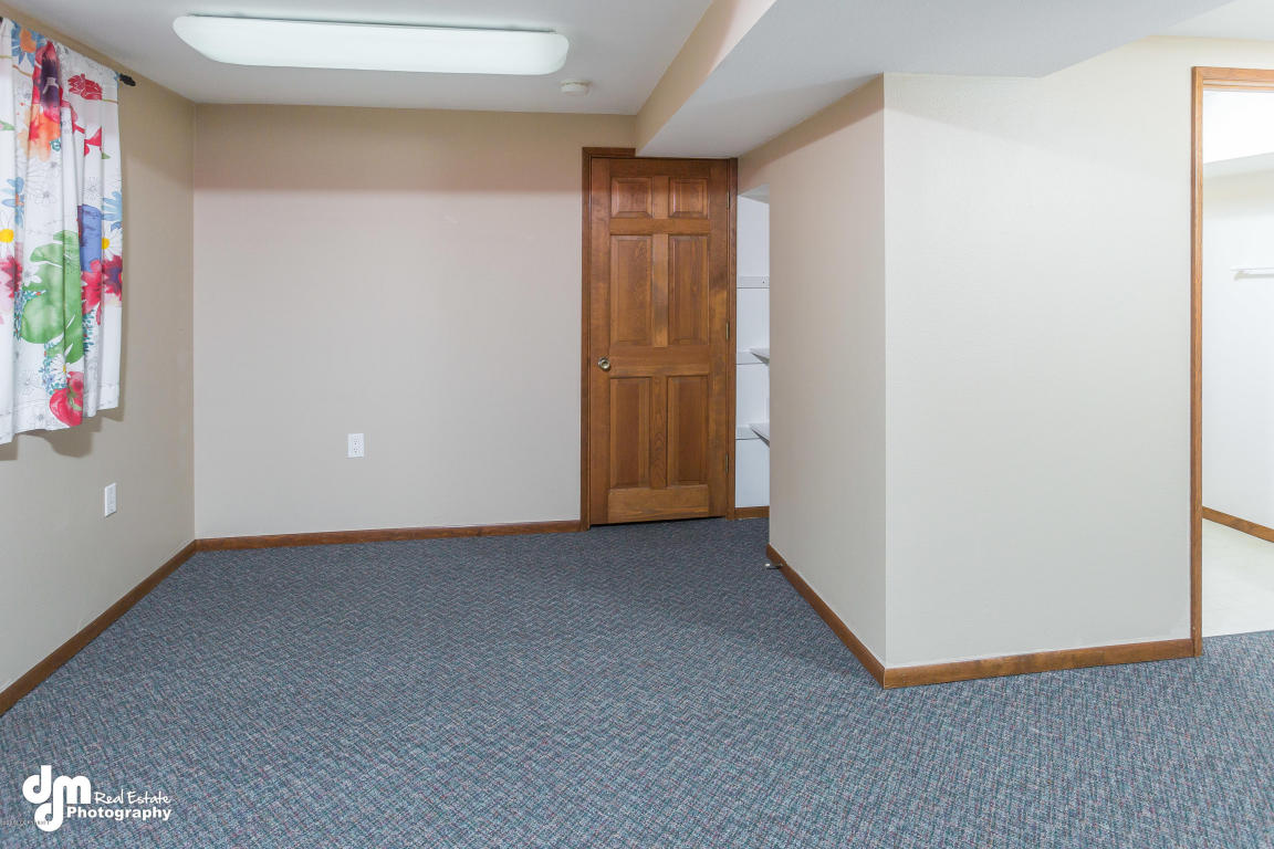 4801 Jumar Ave, Anchorage, AK 99516 photo 37