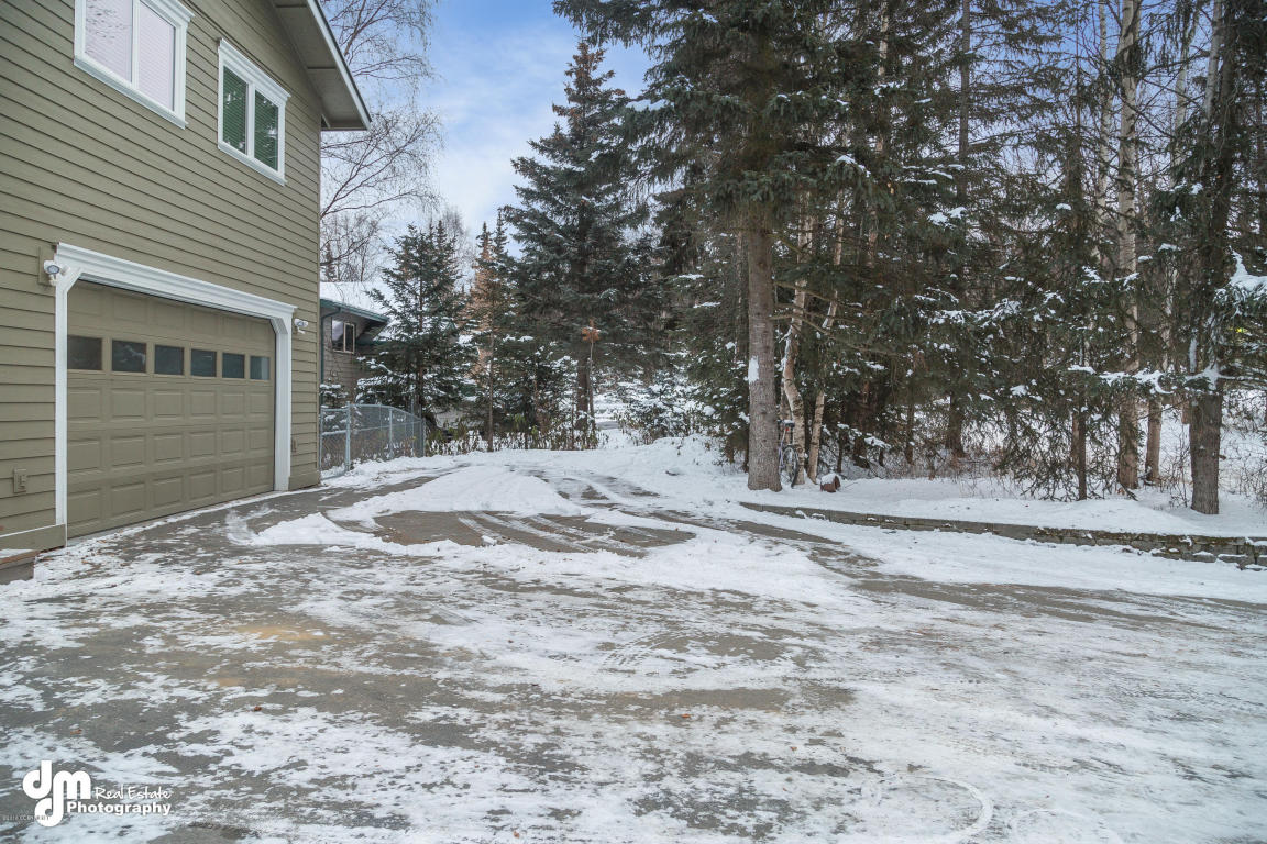 4801 Jumar Ave, Anchorage, AK 99516 photo 3