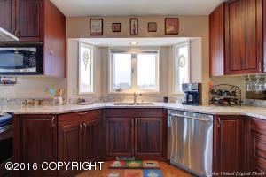 4060 Sycamore Loop, Anchorage, AK 99504 photo 9