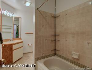 4060 Sycamore Loop, Anchorage, AK 99504 photo 23