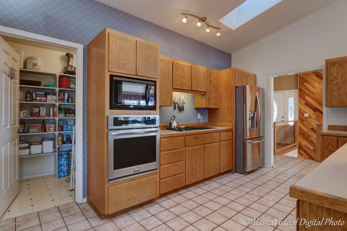 18888 Jamie Dr, Eagle River, AK 99577 photo 21