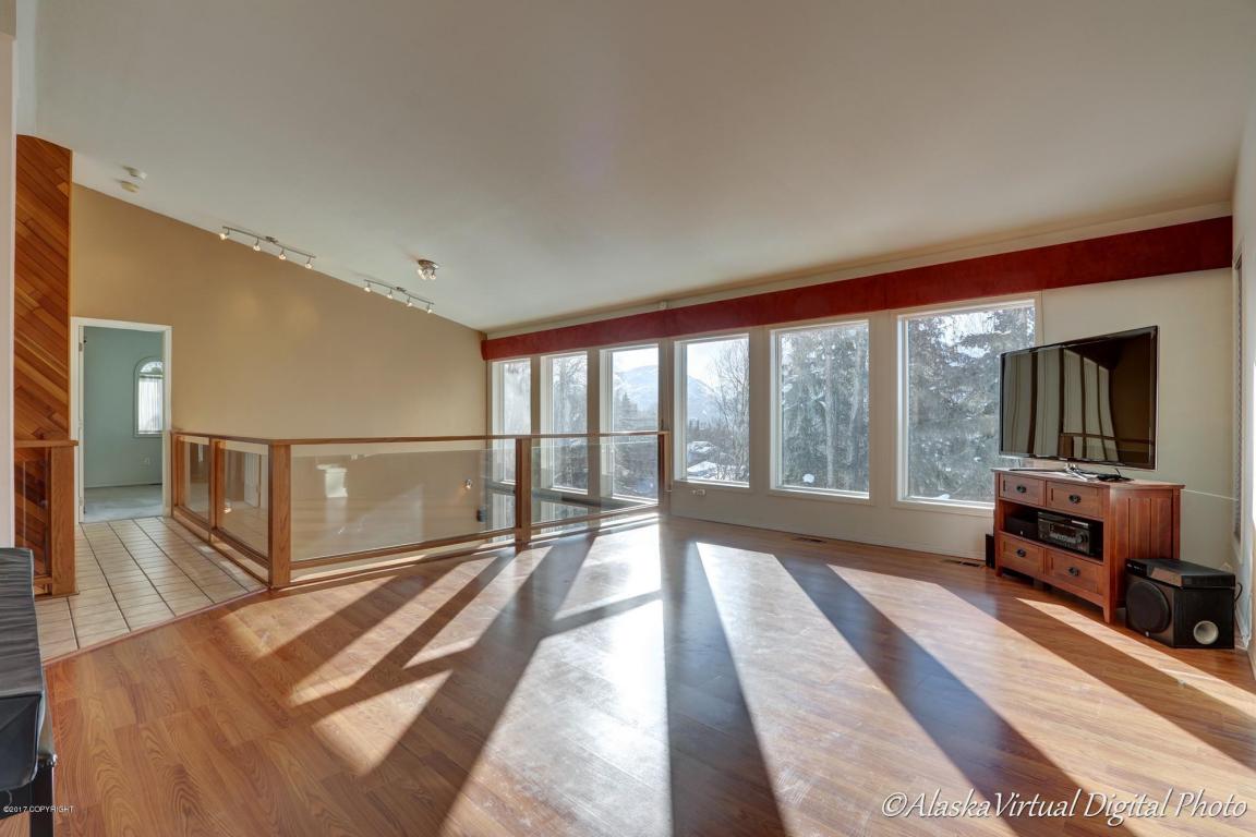 18888 Jamie Dr, Eagle River, AK 99577 photo 11