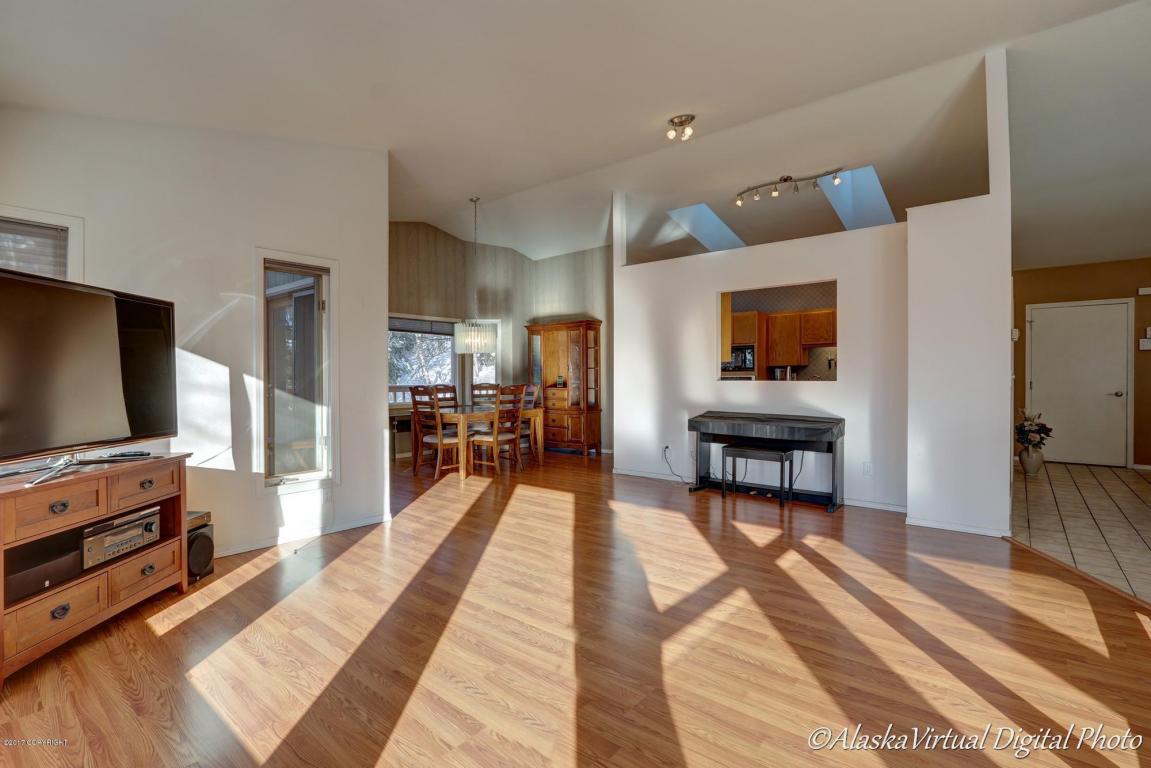 18888 Jamie Dr, Eagle River, AK 99577 photo 13