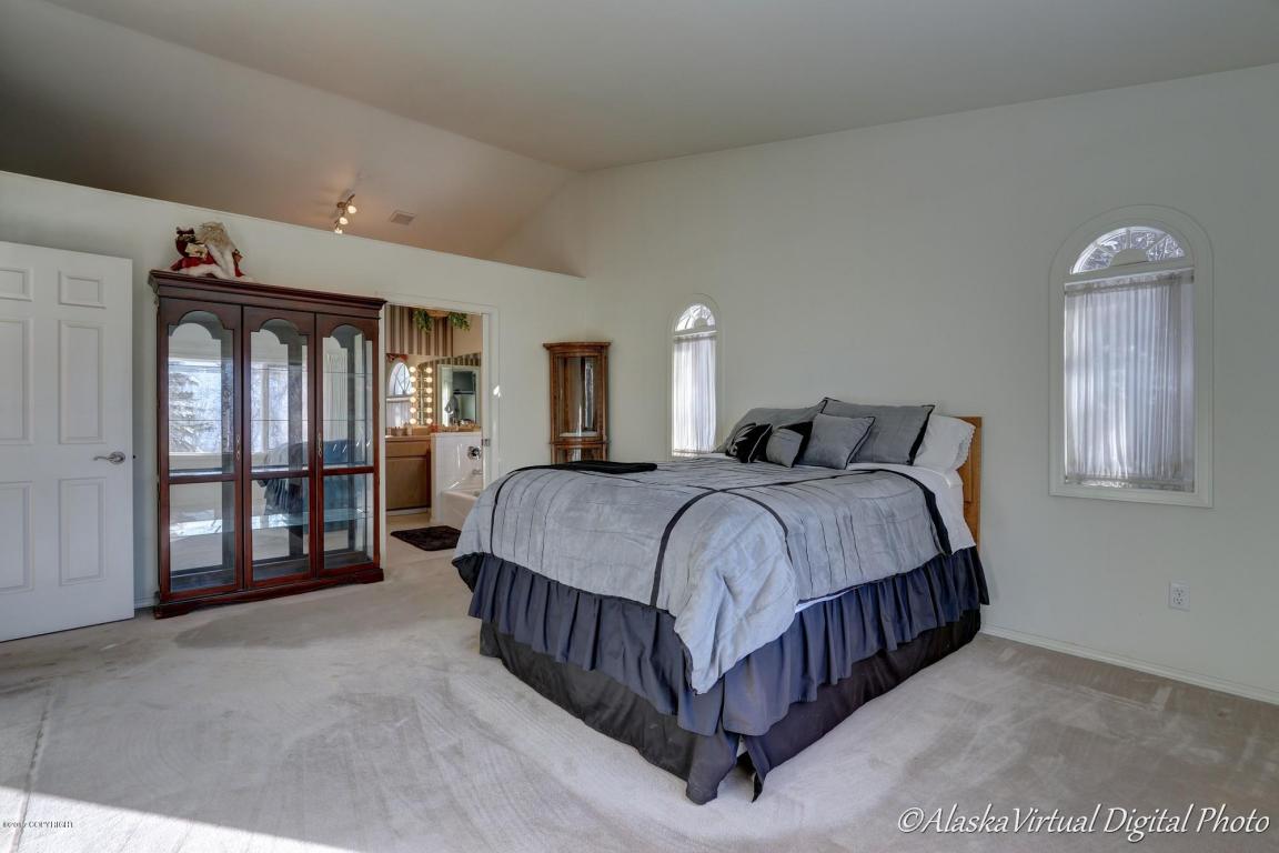 18888 Jamie Dr, Eagle River, AK 99577 photo 27