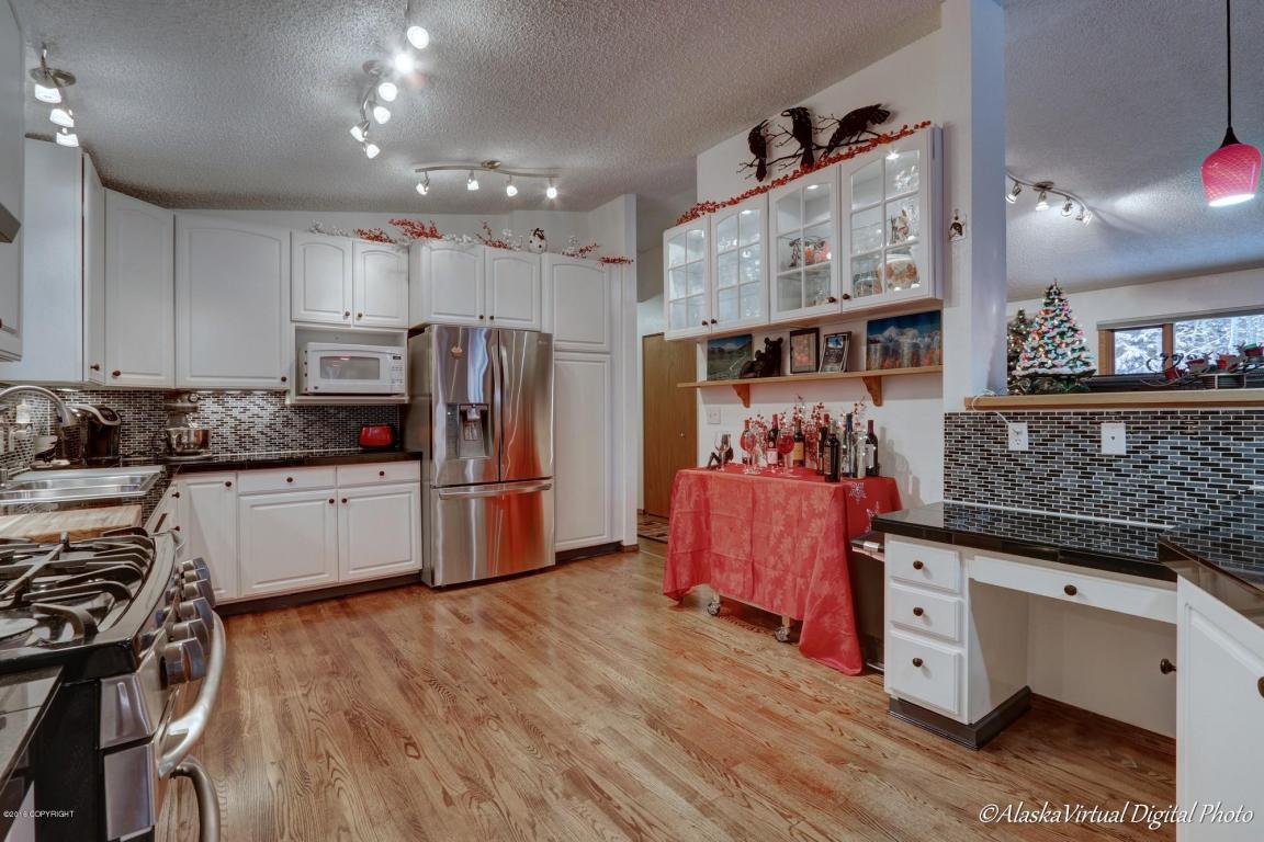 19430 Citation Rd, Eagle River, AK 99577 photo 13