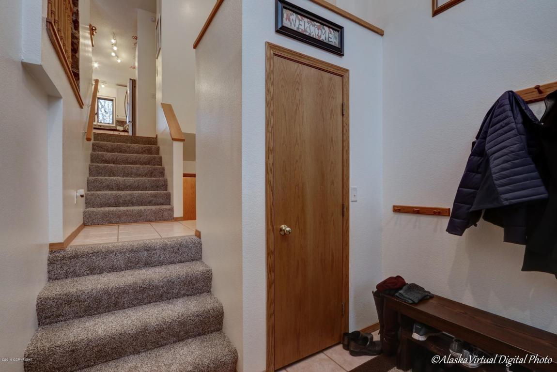 19430 Citation Rd, Eagle River, AK 99577 photo 3