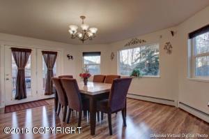 11113 Aberdeen Cir, Eagle River, AK 99577 photo 2