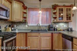 11113 Aberdeen Cir, Eagle River, AK 99577 photo 7