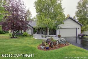 19328 Iris St, Chugiak, AK 99567 photo 1