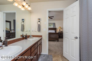 9119 Eagle River Ln, Eagle River, AK 99577 photo 20