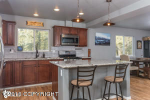 9119 Eagle River Ln, Eagle River, AK 99577 photo 9