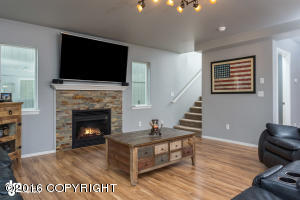 9119 Eagle River Ln, Eagle River, AK 99577 photo 4