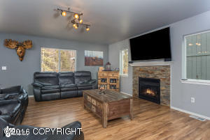 9119 Eagle River Ln, Eagle River, AK 99577 photo 2
