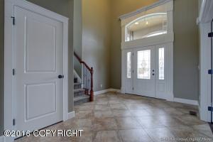 5064 E Loft Cir, Wasilla, AK 99654 photo 4