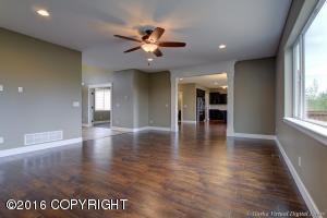 5064 E Loft Cir, Wasilla, AK 99654 photo 9
