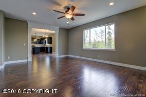 5064 E Loft Cir, Wasilla, AK 99654 photo 8