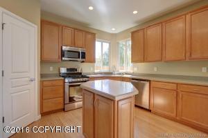 2808 Morgan Loop, Anchorage, AK 99516 photo 10