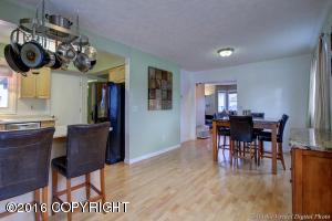 8320 Exeter Dr, Anchorage, AK 99507 photo 11
