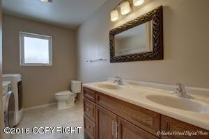 3335 Peterkin Ave, Anchorage, AK 99508 photo 26