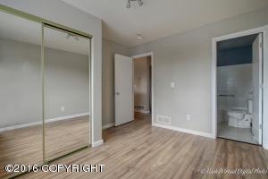 3335 Peterkin Ave, Anchorage, AK 99508 photo 15