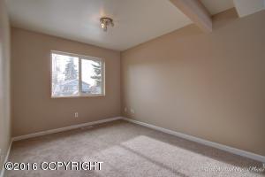 3335 Peterkin Ave, Anchorage, AK 99508 photo 19