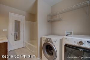 3335 Peterkin Ave, Anchorage, AK 99508 photo 27