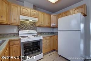 3335 Peterkin Ave, Anchorage, AK 99508 photo 13