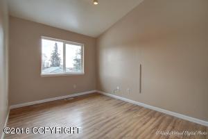 3335 Peterkin Ave, Anchorage, AK 99508 photo 9