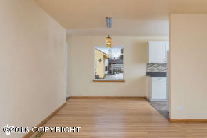 734 Cedar St, Anchorage, AK 99501 photo 6