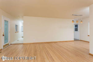 734 Cedar St, Anchorage, AK 99501 photo 5