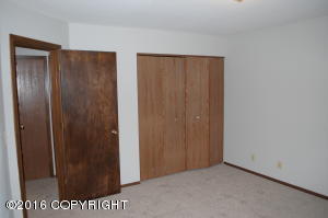 12423 Breckenridge Dr, Eagle River, AK 99577 photo 9