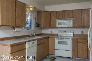 5933 E 22nd Ave, Anchorage, AK 99504 photo 8