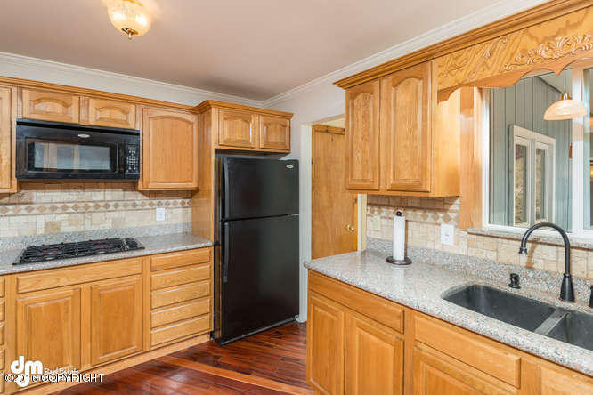 8080 Stewart Mountain Dr, Eagle River, AK 99577 photo 5