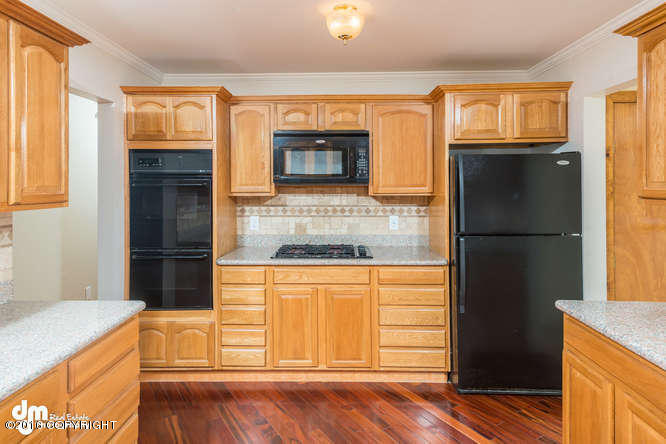 8080 Stewart Mountain Dr, Eagle River, AK 99577 photo 4