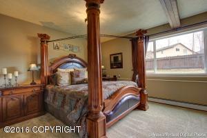 10726 Old Eagle River Rd, Eagle River, AK 99577 photo 18