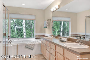 17639 Shasta Cir, Eagle River, AK 99577 photo 38
