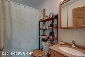 10251 Crest View Ln, Eagle River, AK 99577 photo 13