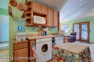 10251 Crest View Ln, Eagle River, AK 99577 photo 11