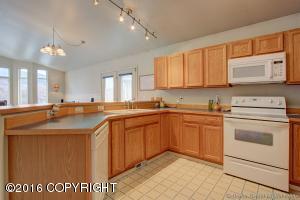 8959 Meadow Park Cir, Eagle River, AK 99577 photo 11