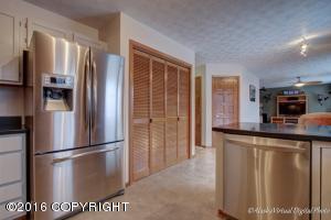 2531 Dylan Dr, Anchorage, AK 99516 photo 10