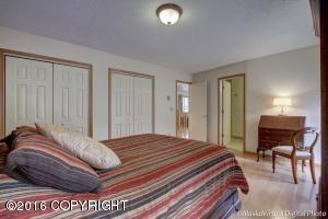 10115 Main Tree Dr, Anchorage, AK 99507 photo 16