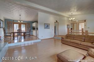 10115 Main Tree Dr, Anchorage, AK 99507 photo 10