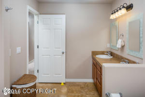 10811 Splendor Loop, Eagle River, AK 99577 photo 29
