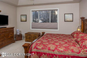 10811 Splendor Loop, Eagle River, AK 99577 photo 16