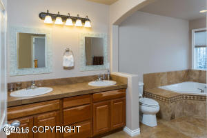 10811 Splendor Loop, Eagle River, AK 99577 photo 27
