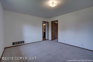 12431 Winter Park Cir, Eagle River, AK 99577 photo 16