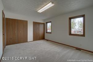 12431 Winter Park Cir, Eagle River, AK 99577 photo 12